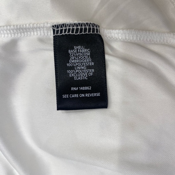 Torrid High-Neck Eyelet Mini Dress white size 2 -2X (18-20) NWT - Picture 8 of 8